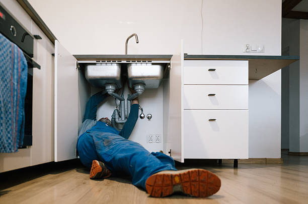 Professional Leak Detection technician working in Wabash, IN